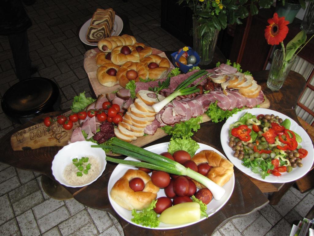 Guesthouse Zorko Gostilna Domen Smarjeske Toplice Ngoại thất bức ảnh