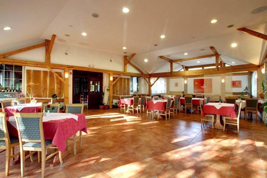 Guesthouse Zorko Gostilna Domen Smarjeske Toplice Ngoại thất bức ảnh