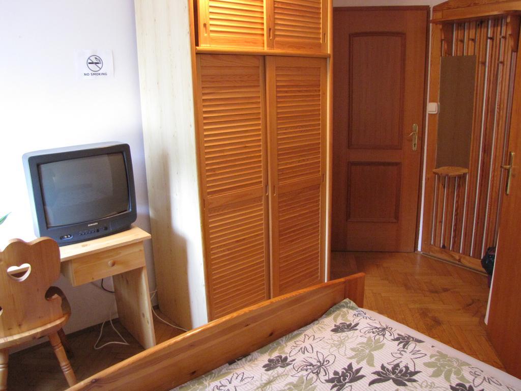 Guesthouse Zorko Gostilna Domen Smarjeske Toplice Ngoại thất bức ảnh
